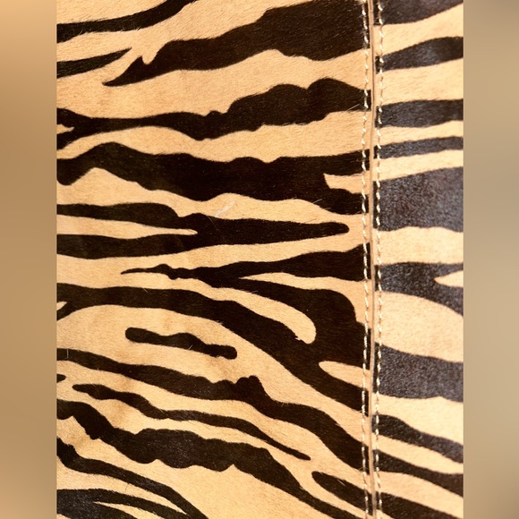 Cynthia Rowley Authentic NWT Pony Hair Animal Print w/ Leather Trim Shoulder Bag - Picture 10 of 11